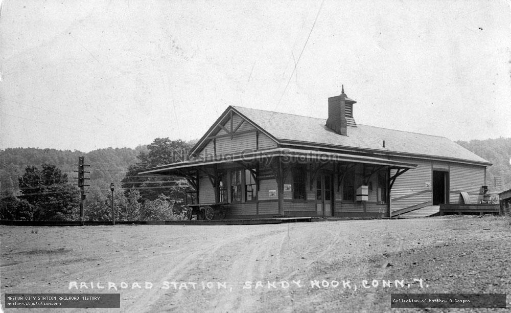 Postcard: Railroad Station, Sandy Hook, Connecticut